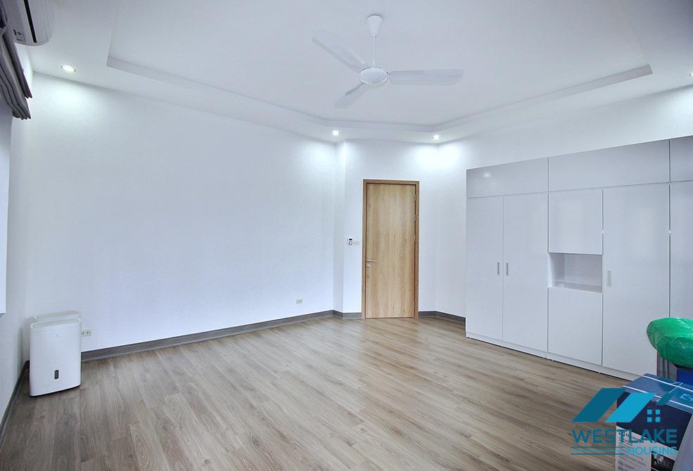 Renovated and morden house with outdoor pool for rent in Tay Ho