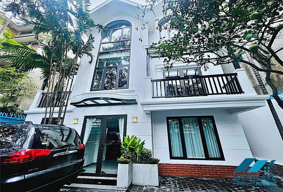 Renovated and morden house with outdoor pool for rent in Tay Ho