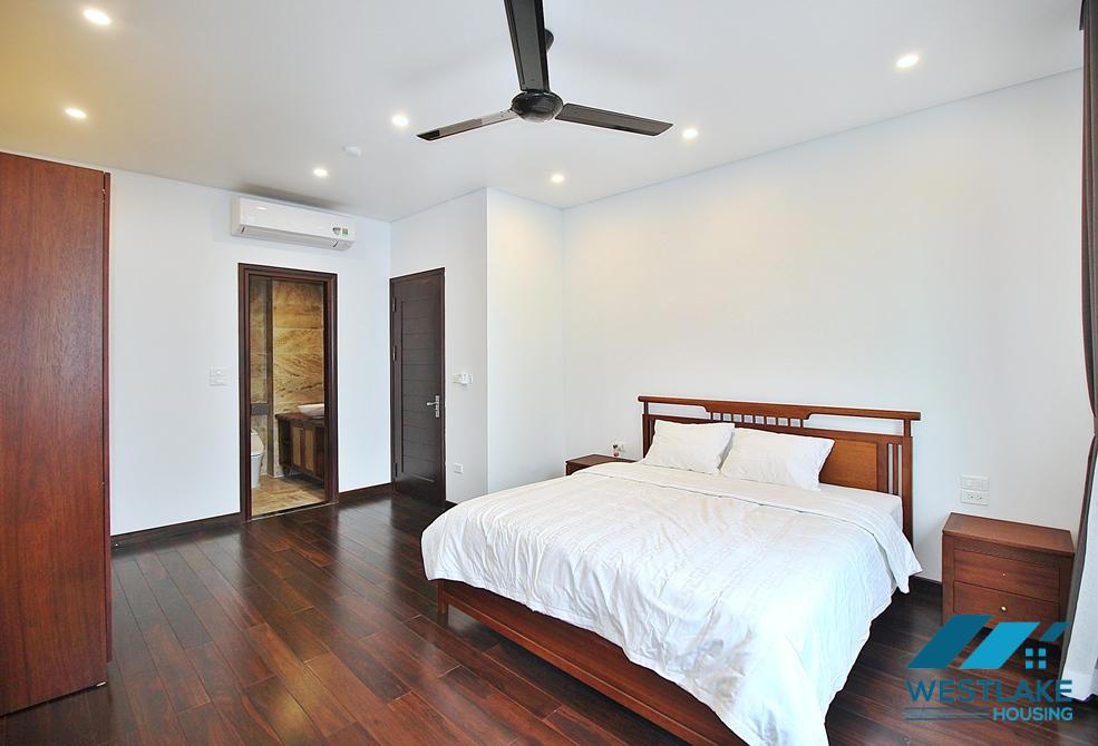 A brand new three bedrooms apartment for lease in Dang Thai Mai st, Tay Ho