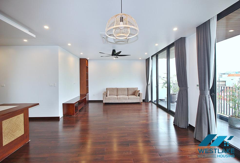 A brand new three bedrooms apartment for lease in Dang Thai Mai st, Tay Ho