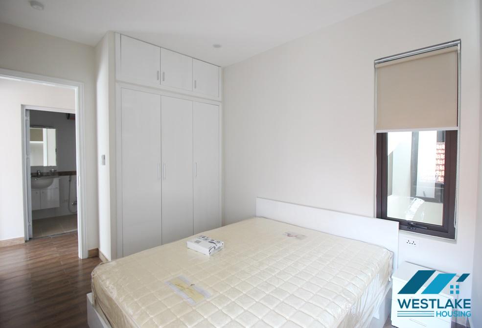 A nice and bright 1 bedroom apartment for lease in Tay ho