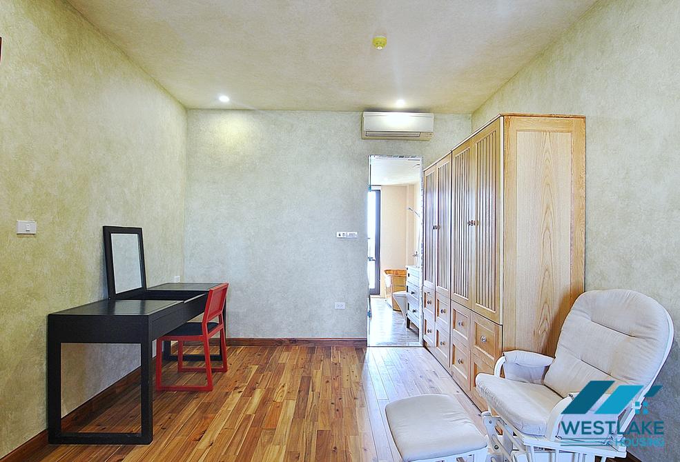 An elegant and modern 3 bedrooms duplex with lakeview for rent in Dang Thai Mai st, Tay Ho area