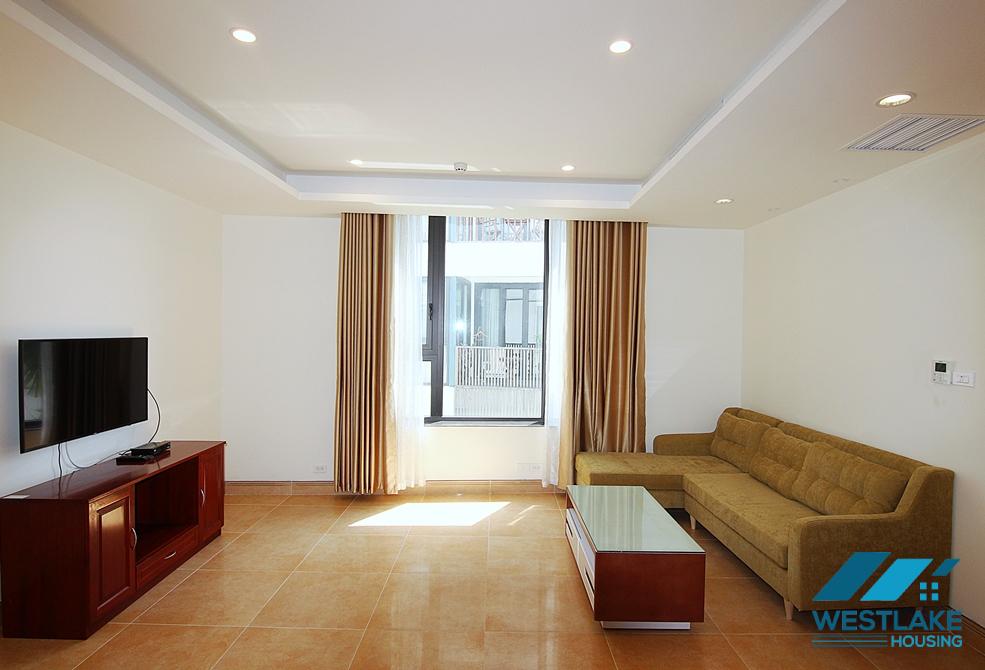 An affordable three-bedroom apt located on Dang Thai Mai, Tay Ho, Hanoi