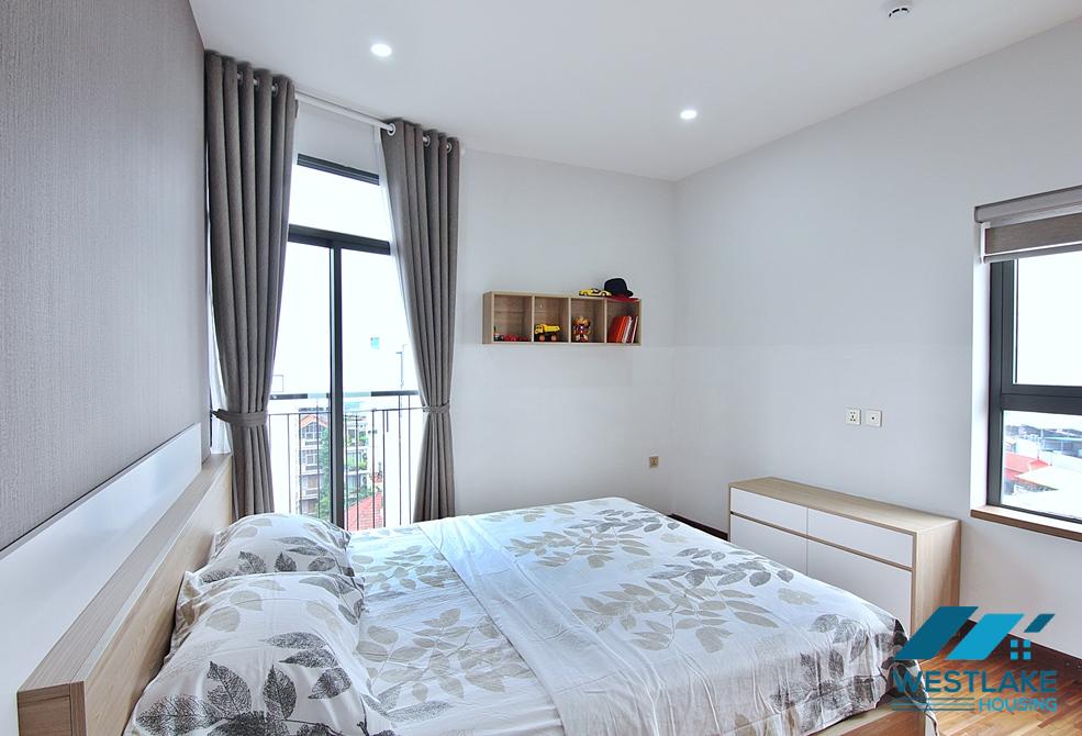 Lake view 4 bedrooms apartment for rent in Dang Thai Mai, Tay Ho, Ha Noi