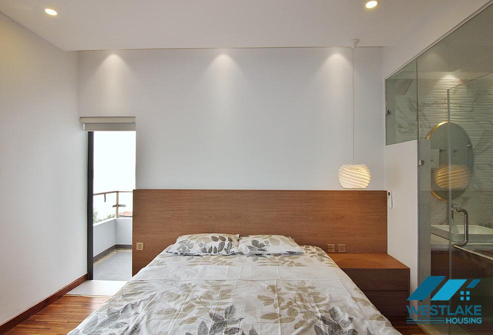 Lake view 4 bedrooms apartment for rent in Dang Thai Mai, Tay Ho, Ha Noi