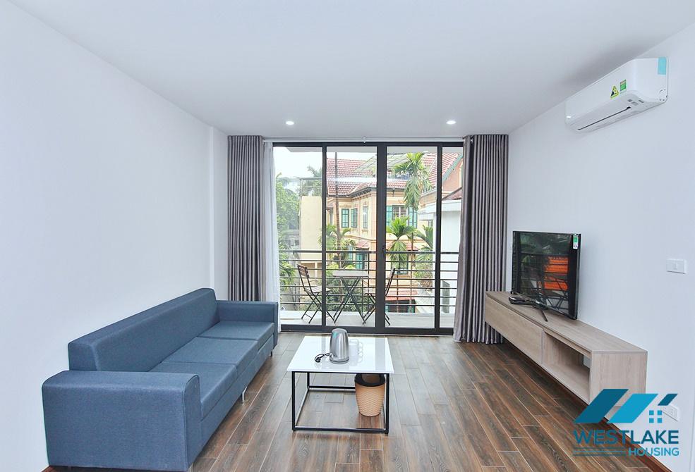 Modern and spacious 1-bedroom on To Ngoc Van Str.