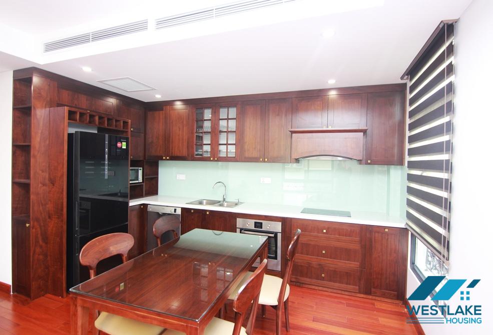 High floor apartment for rent in Au Co, Tay Ho, Ha Noi