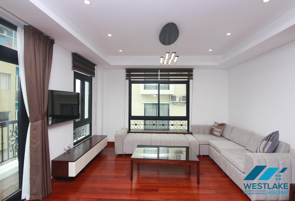 High floor apartment for rent in Au Co, Tay Ho, Ha Noi