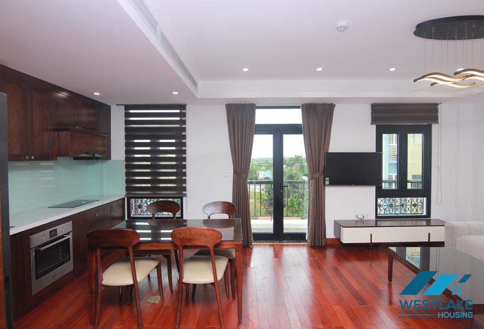 High floor apartment for rent in Au Co, Tay Ho, Ha Noi