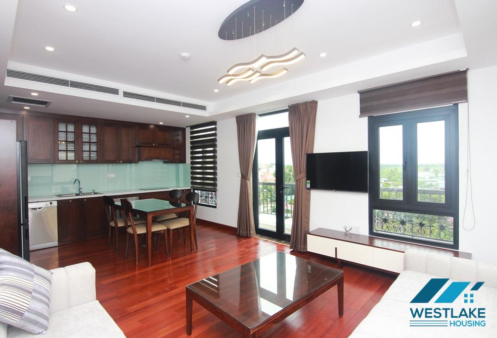 High floor apartment for rent in Au Co, Tay Ho, Ha Noi