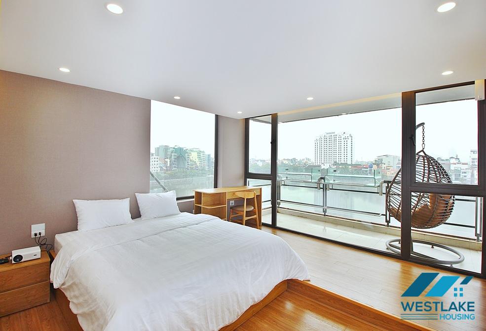 Renovated and lake view 2 beds apartment for rent in Quang An st, Tay Ho