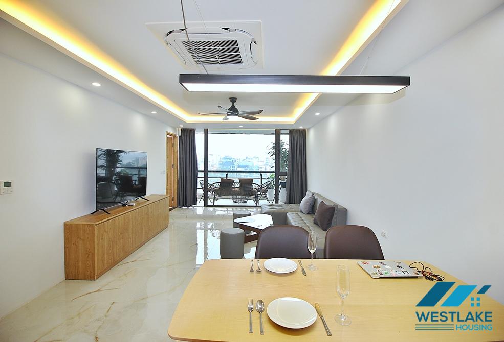 Renovated and lake view 2 beds apartment for rent in Quang An st, Tay Ho