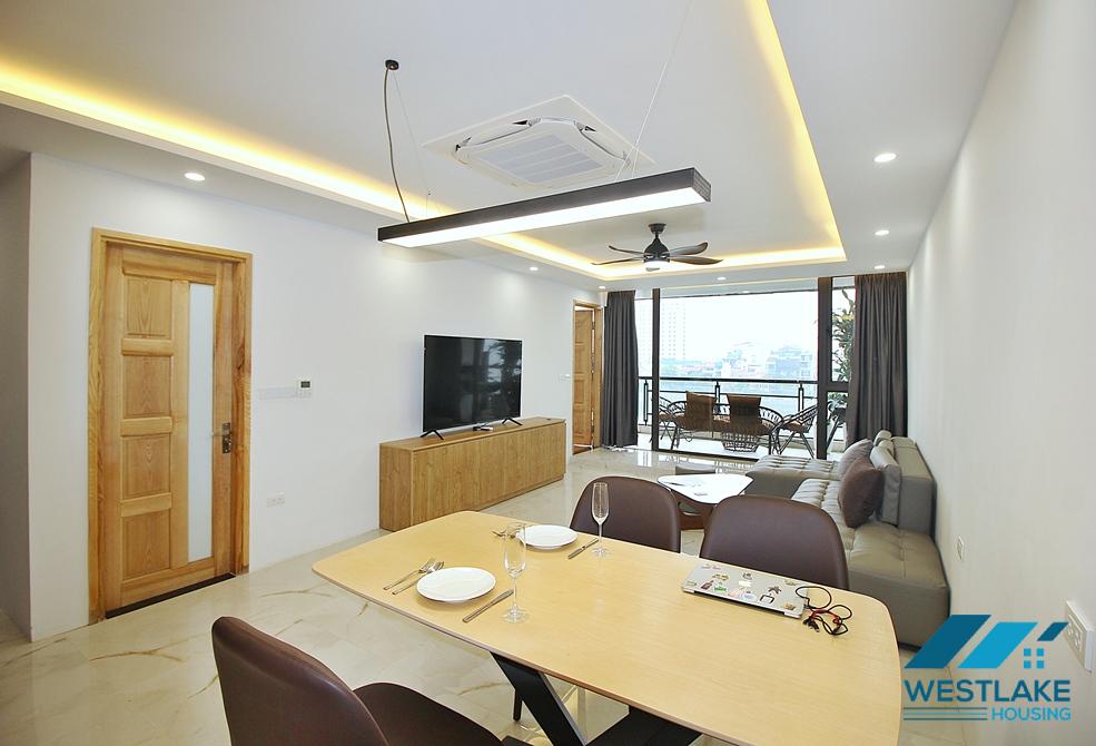 Renovated and lake view 2 beds apartment for rent in Quang An st, Tay Ho