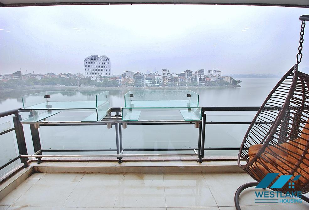 Renovated and lake view 2 beds apartment for rent in Quang An st, Tay Ho