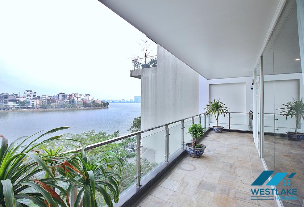 Lake view 03 bedrooms apartment for rent in Quang An st, Tay Ho district