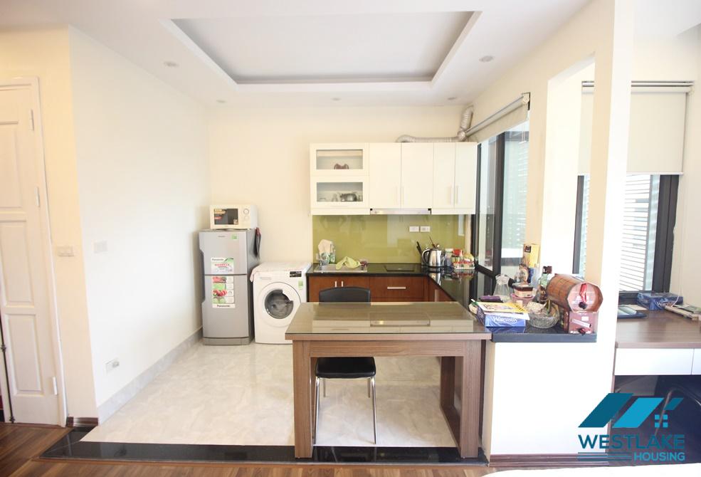 A brightly studio for rent in Ba Mau Lake, Dong Da, Ha Noi