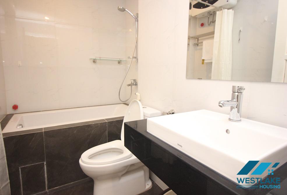 A modern 2 bedrooms apartment for rent in Dong Da, Ha Noi