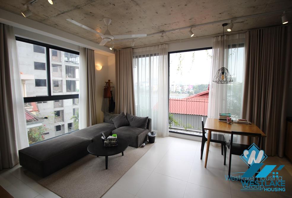 Nice and quiet apartment for rent in Ho Ba Mau Lake