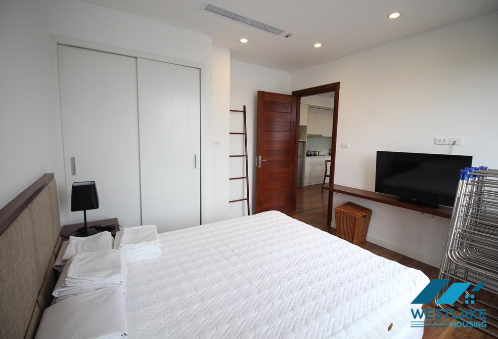 Bright apartment with nice furnitures for rent in Ho Ba Mau Lake