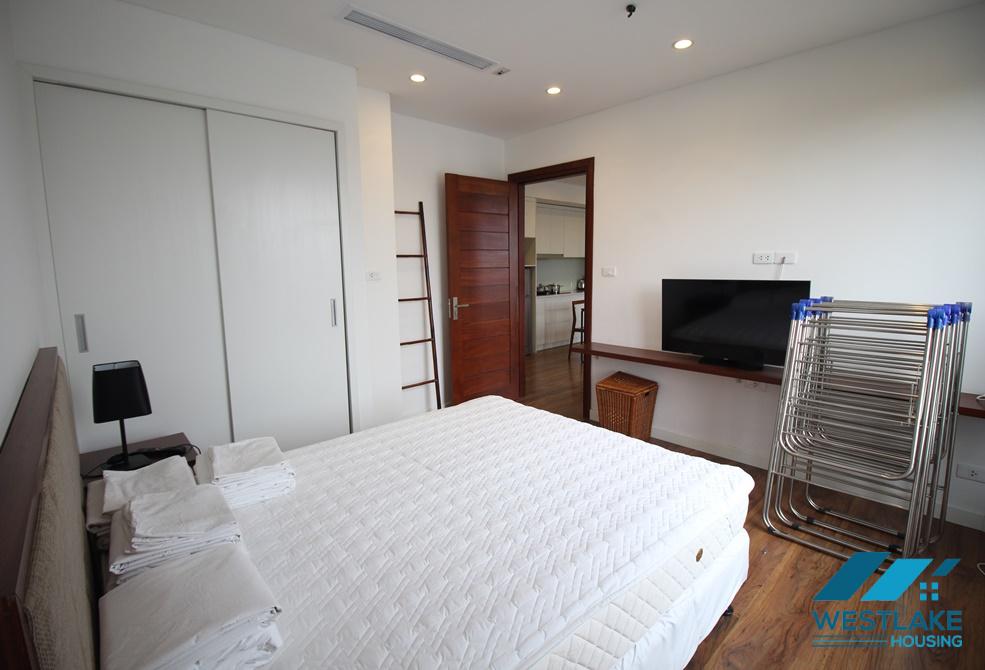 Bright apartment with nice furnitures for rent in Ho Ba Mau Lake