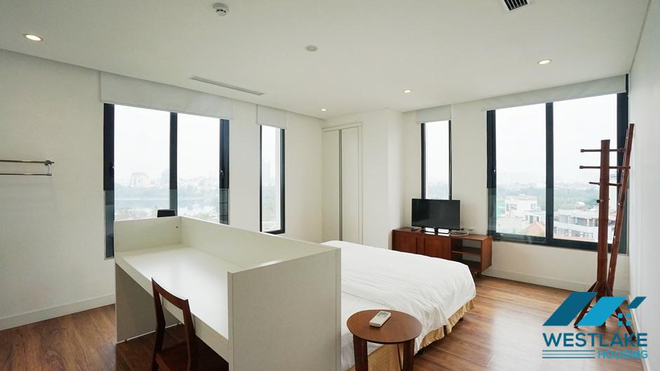 Three bedrooms apartment with natual light for rent in Dong Da District