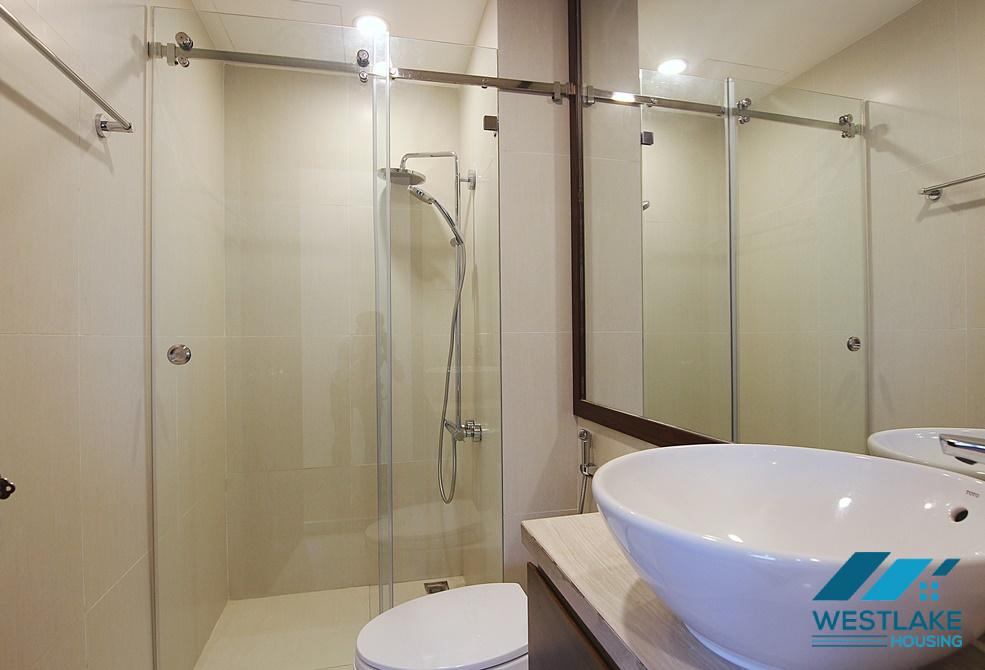 A nice and bright 2 bedroom apartment for lease in Tay ho