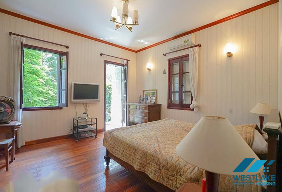 A cozy four-bedroom house with a lovely garden in Tay Ho district, HaNoi