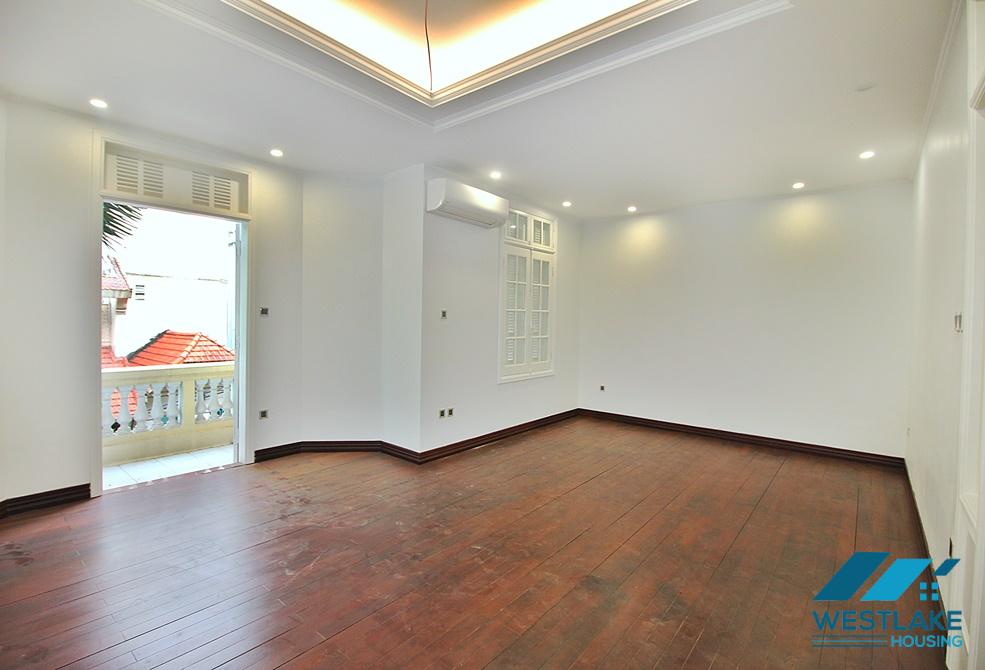 Stunning and luxurious house for rent in Tay Ho, HaNoi