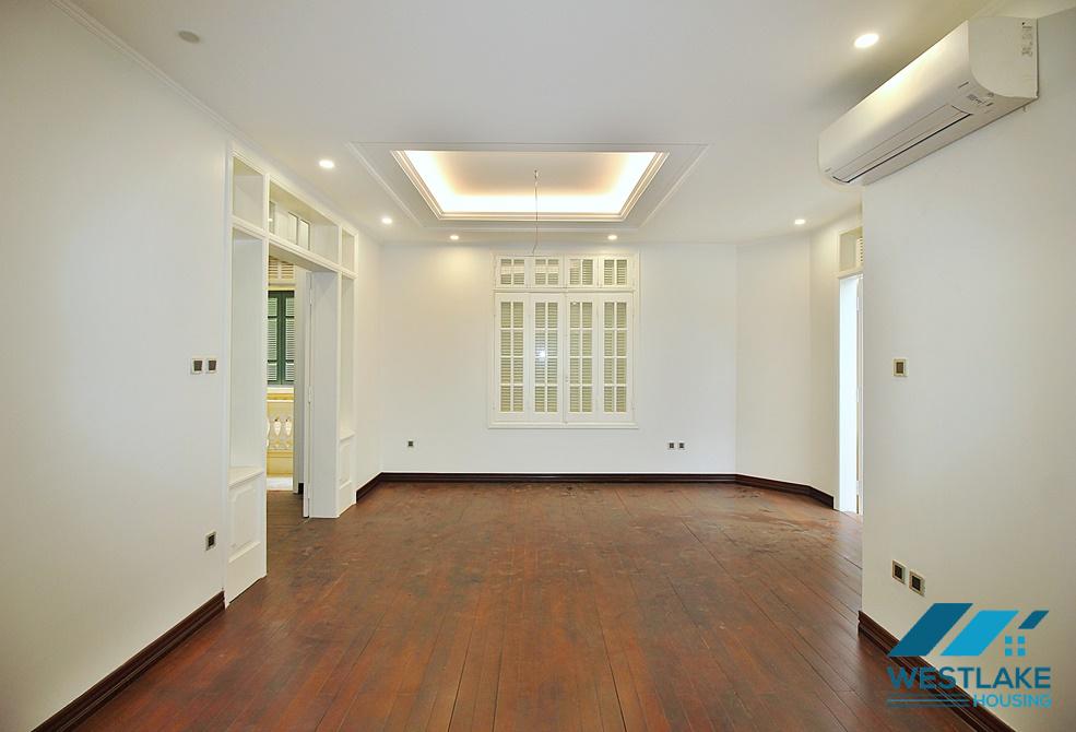 Stunning and luxurious house for rent in Tay Ho, HaNoi