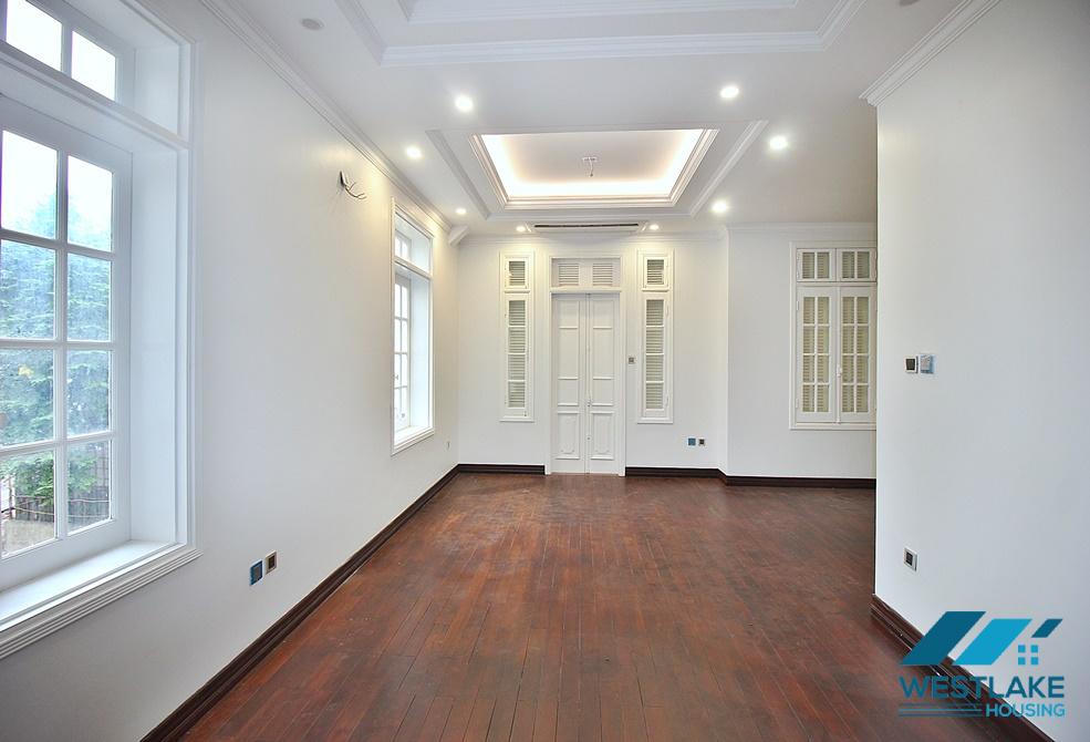 Stunning and luxurious house for rent in Tay Ho, HaNoi