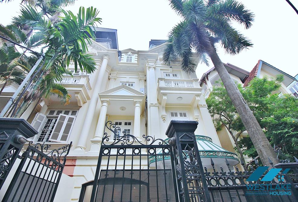 Stunning and luxurious house for rent in Tay Ho, HaNoi