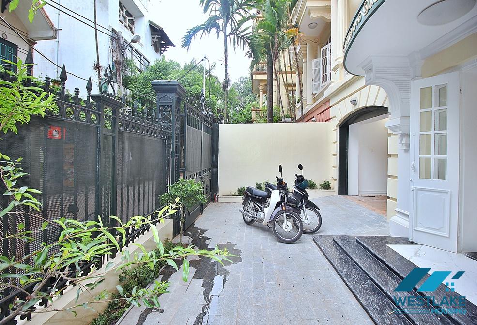 Stunning and luxurious house for rent in Tay Ho, HaNoi