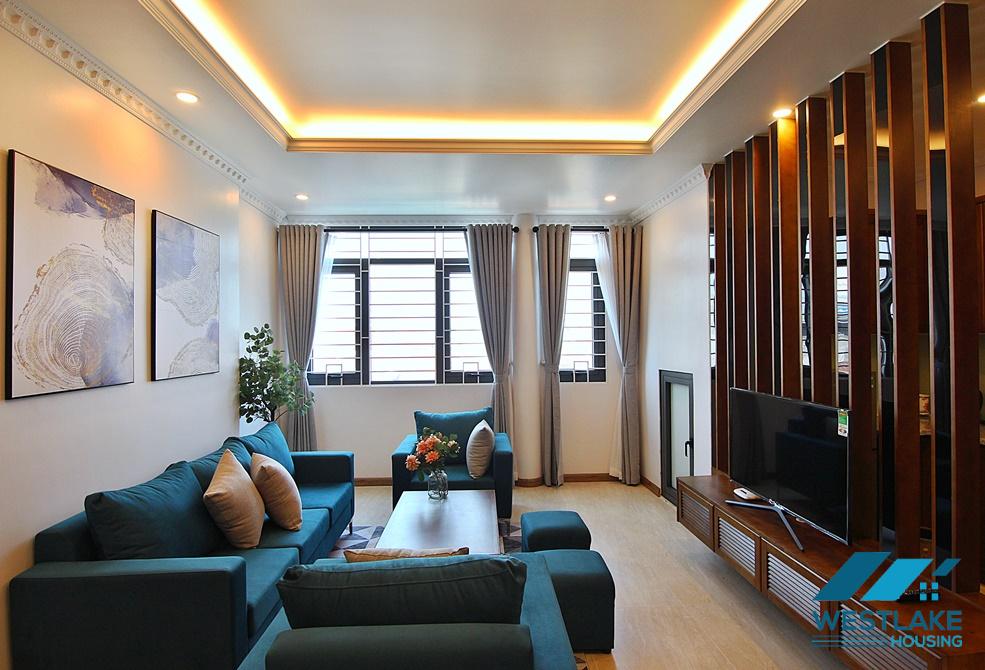 A brand new 2 bedroom apartment for rent in Nghi Tam, Tay Ho, Ha Noi