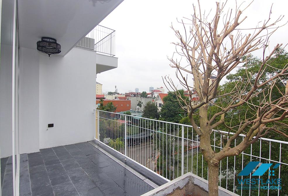 A cozy 3 bedroom apartment for lease in To ngoc van