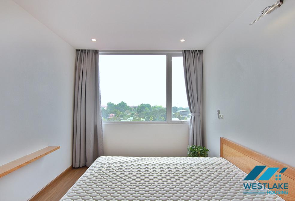 An elegant 2 bedroom apartment for rent on Dang Thai Mai street, Tay Ho