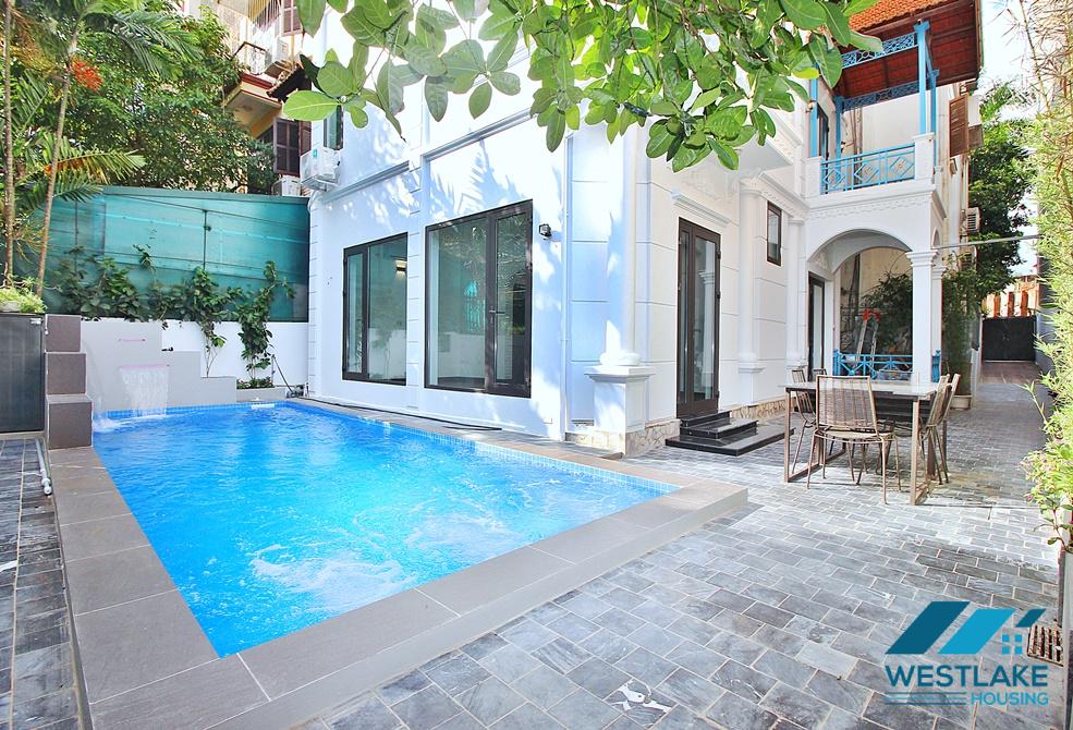 Bright 5 bedroom villa to rent with swimming pool in Tay Ho st.