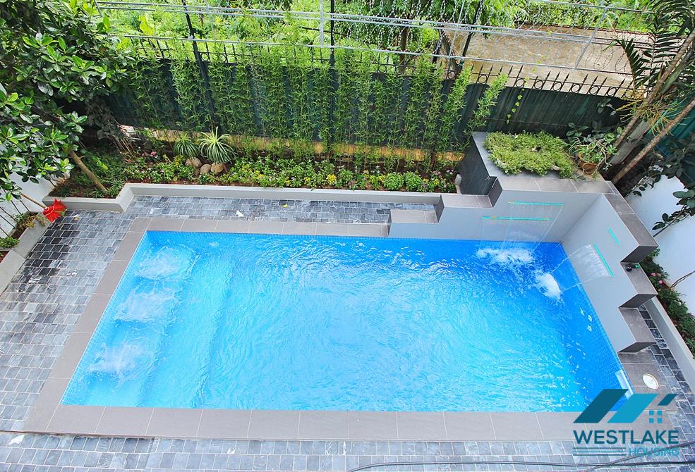 Bright 5 bedroom villa to rent with swimming pool in Tay Ho st.