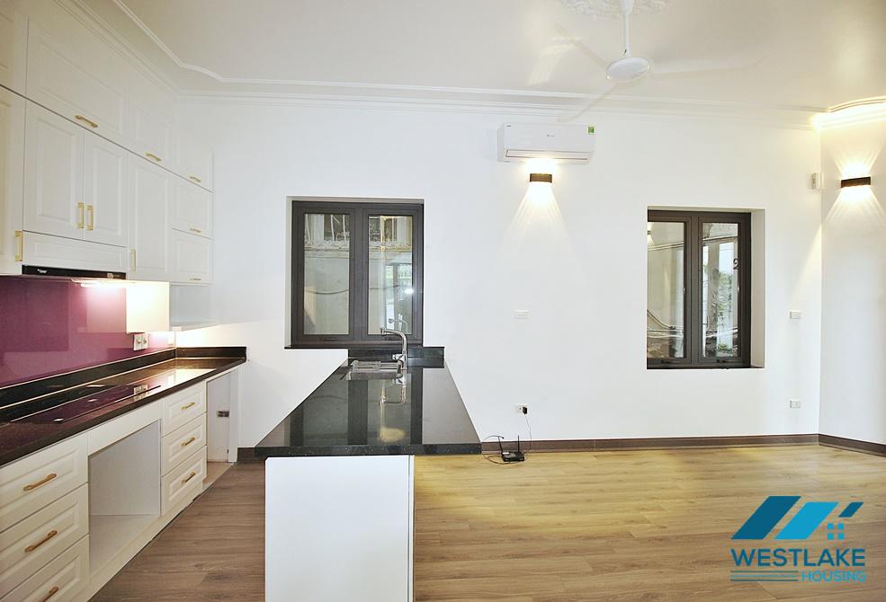 Bright 5 bedroom villa to rent with swimming pool in Tay Ho st.