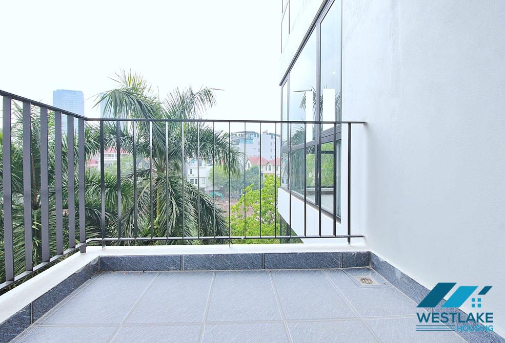 Brand new and bright 3 bedrooms apartment for rent in Xuan Dieu st, Tay Ho