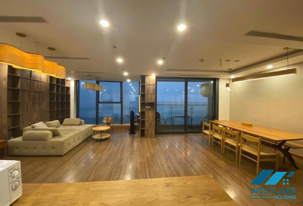 Căn hộ duplex sang trọng, hiện đại cho thuê tại Sunshine City, Tây Hồ