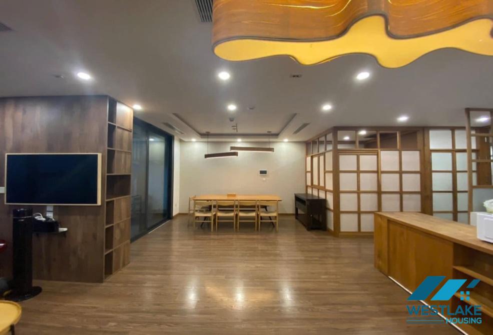 Căn hộ duplex sang trọng, hiện đại cho thuê tại Sunshine City, Tây Hồ