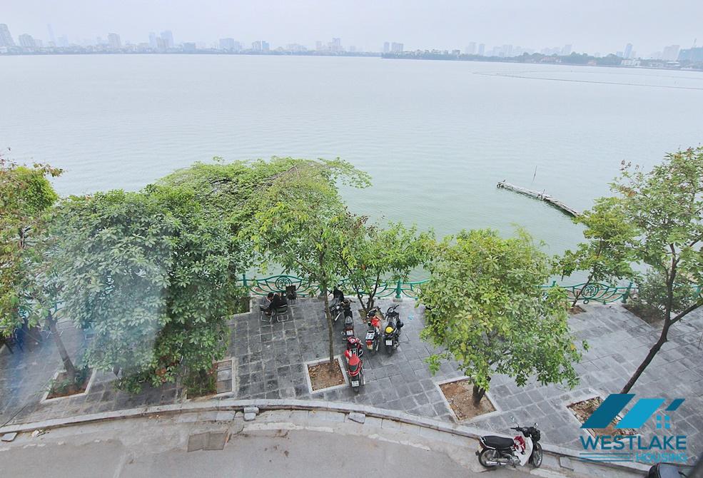 A newly 1 bedroom apartment with lake view in Yen phu village