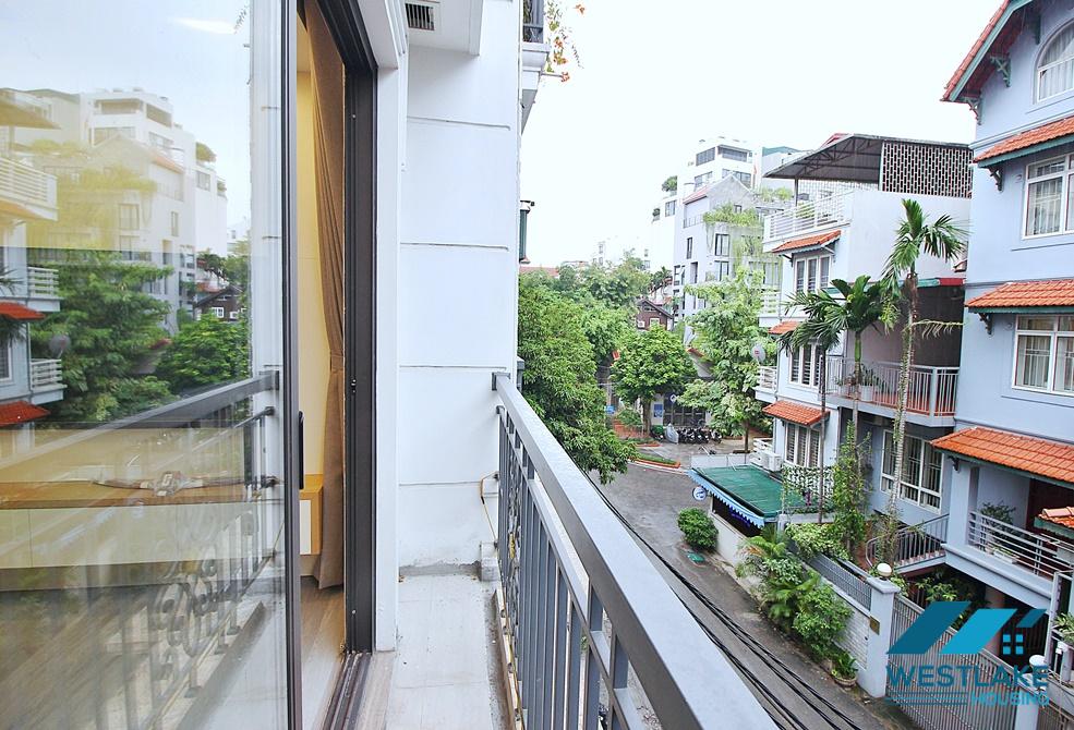 A nice 1 bedroom apartment for lease in To ngoc van