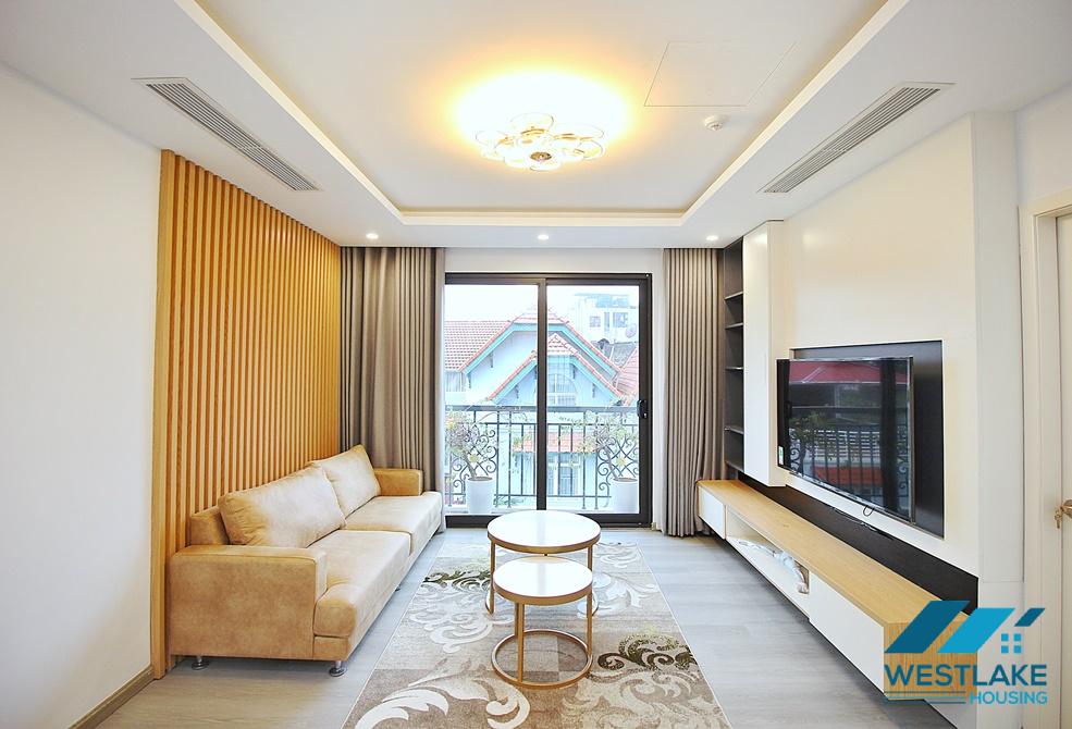 Beautiful and modern 2 bedroom apartment for rent in To ngoc van, Tay ho