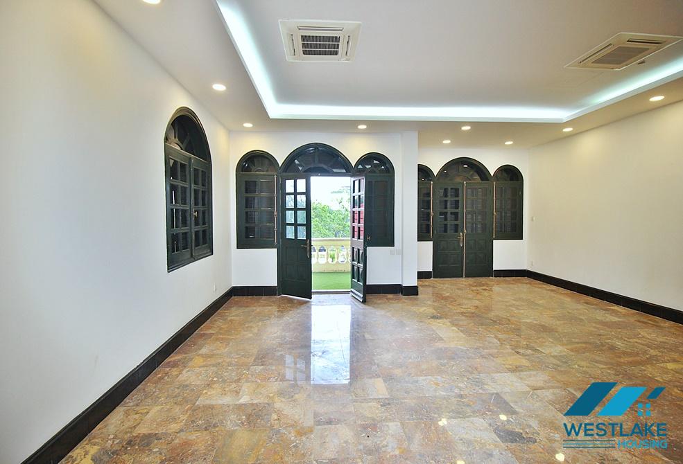 Spacious house with large courtyard for rent in Tay Ho area, Hanoi