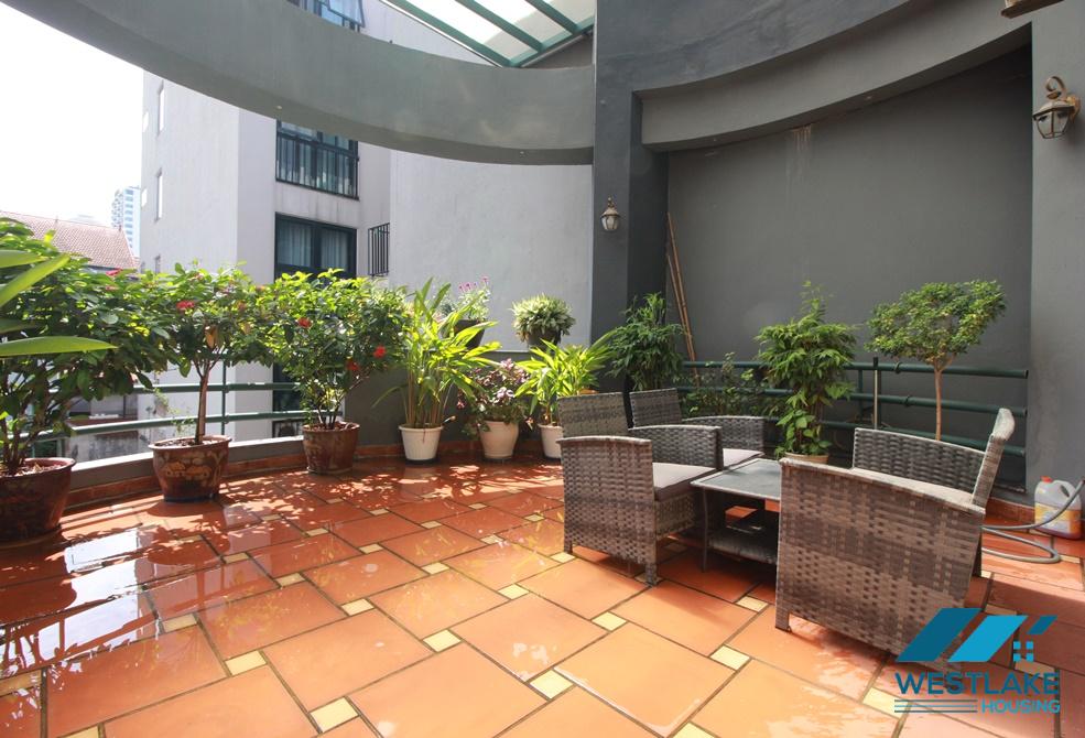  A beautiful house with swimming pool for lease in Tay Ho area, Ha Noi