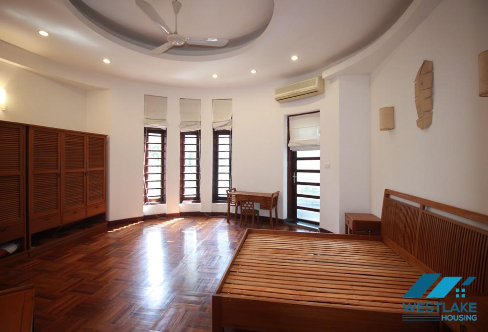  A beautiful house with swimming pool for lease in Tay Ho area, Ha Noi