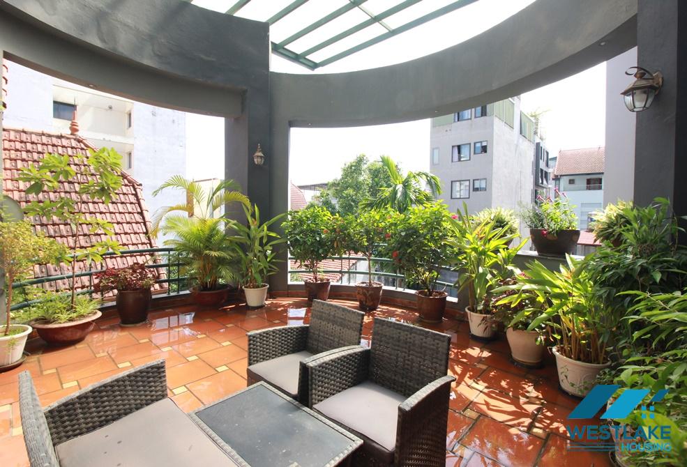  A beautiful house with swimming pool for lease in Tay Ho area, Ha Noi