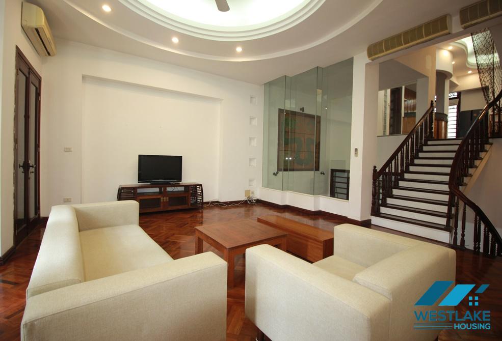  A beautiful house with swimming pool for lease in Tay Ho area, Ha Noi