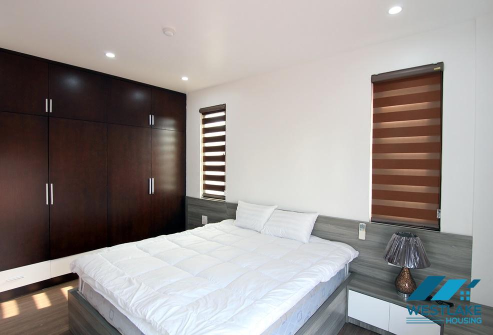 Big one bedroom apartment for rent in heart of Tay Ho, Ha Noi